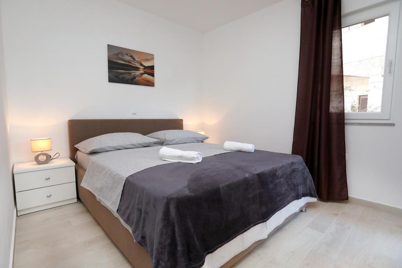 Villa Stella Trogir Exteriör bild